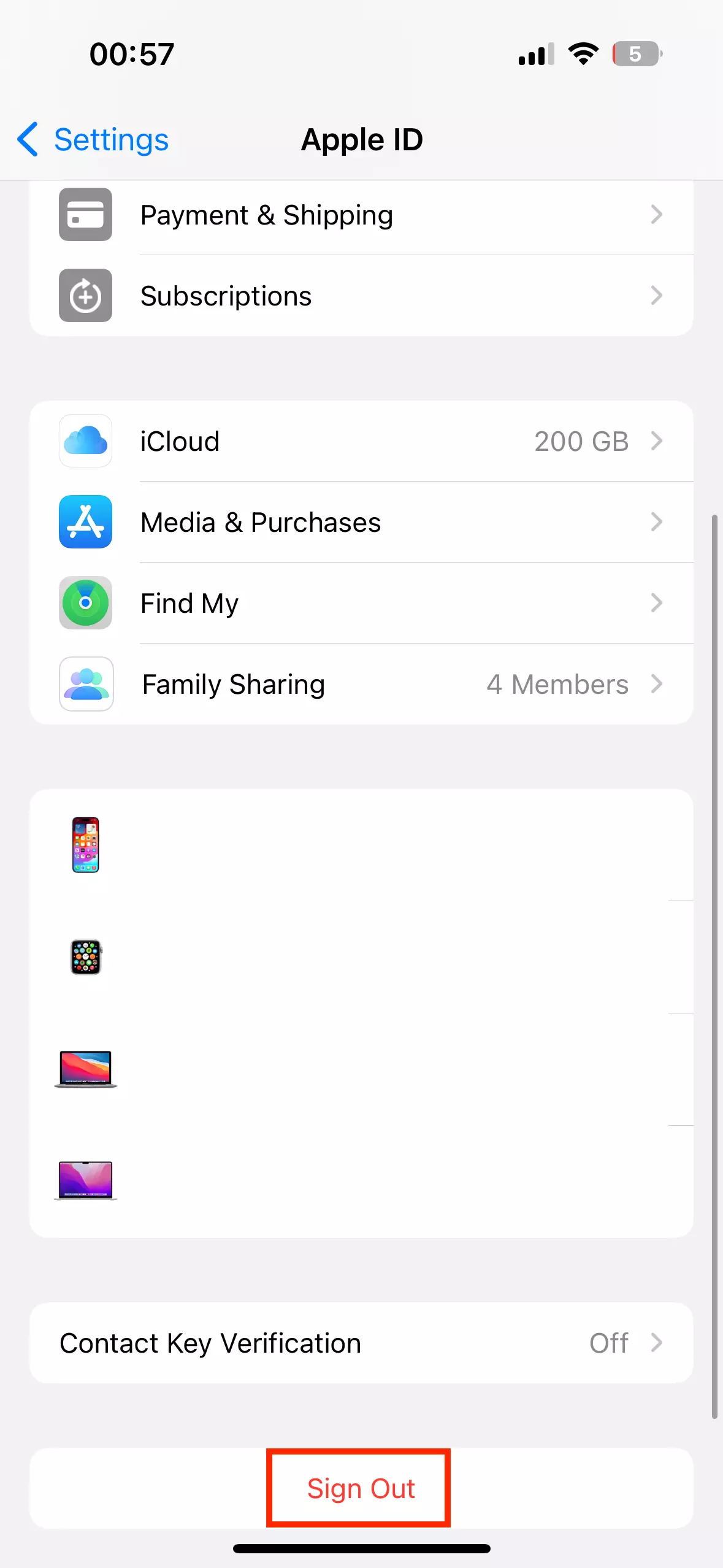 The sign out option in the Apple ID menu The sign out option in the Apple ID menu