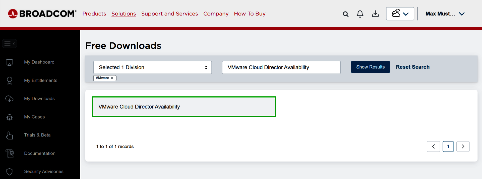 VMware Cloud Director Availability is highlighted on the Free Downloads page.